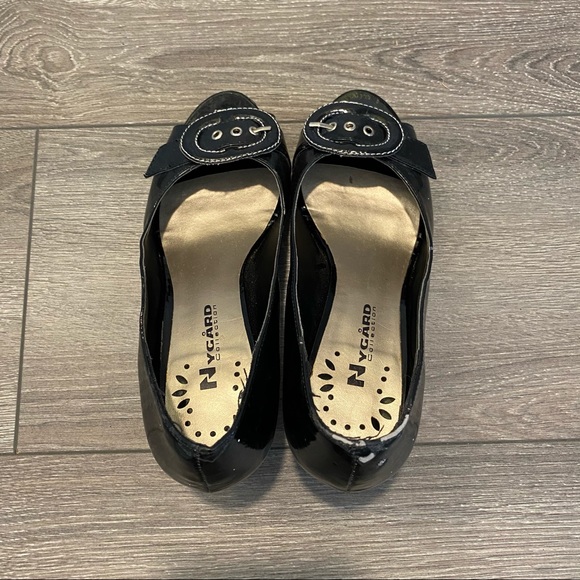 Nygard collection black heels - Picture 3 of 5